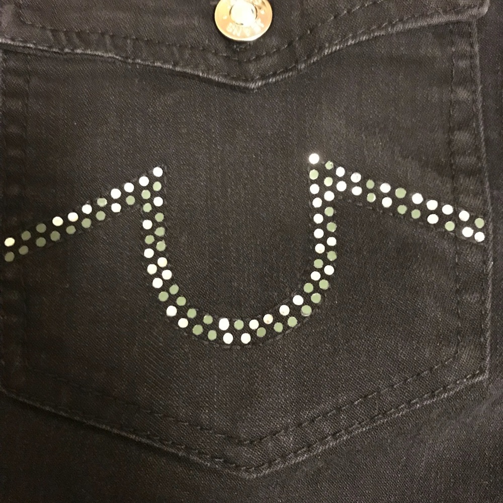 Sky Jeans with Embellished pockets
